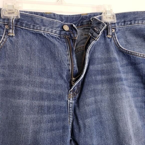 Gap Standard Fit Cotton Denim Blue Jeans Men's Size 44 x 30 - Picture 8 of 11